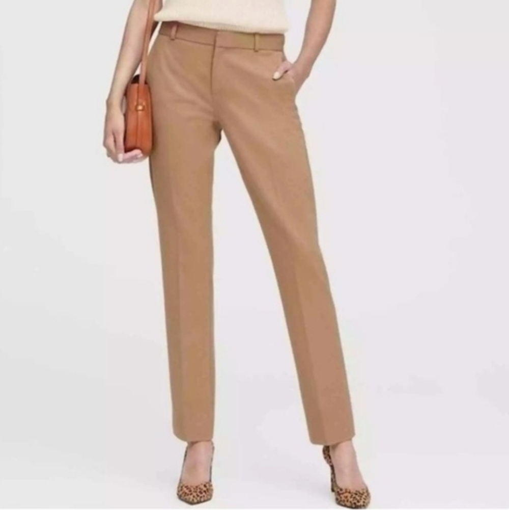 Banana Republic Women's Tan Straight-Leg Trousers